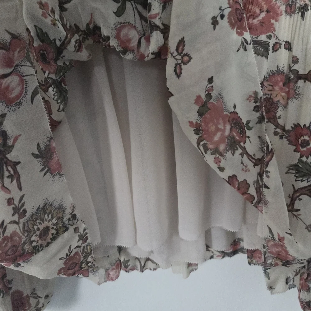 Wilfred Off The Shoulder Floral Top - Picture 9 of 11